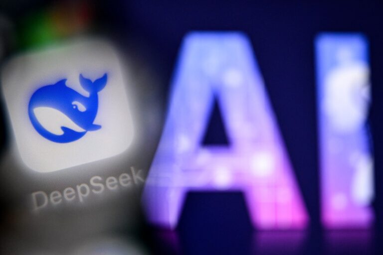DeepSeek yeni yapay zeka modeli V4’ü tanıttı; ‘uzun bağlam’ özelliğiyle dikkat çekiyor