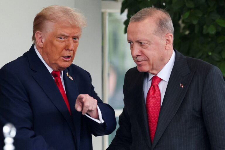 Sibel Edmonds’tan Erdoğan iddiası: “Önüne şantaj dosyaları konuldu”