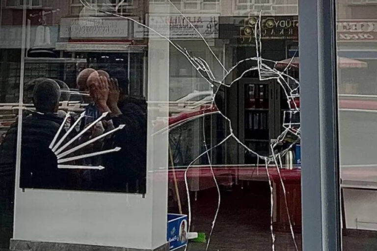 CHP Keçiören İlçe Başkanlığı’na taşlı saldırı: Saldırgan tutuklandı