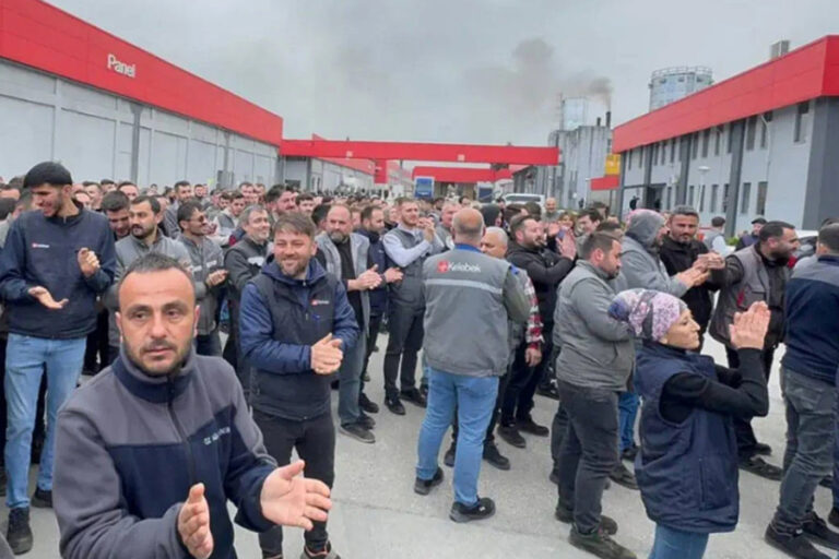 Kelebek Mobilya’da üretim durdu: 2 bin işçi iş bıraktı