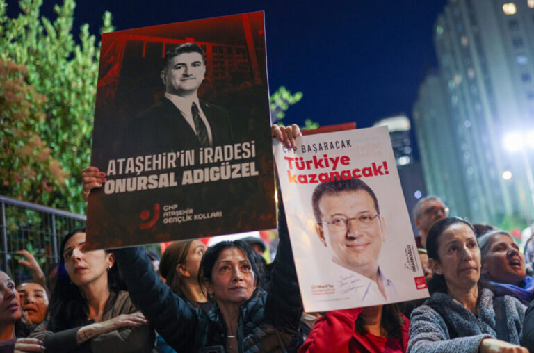 ‘Suç örgütü kurmakla’ suçlanıyor; Ataşehir Belediye Başkanı Onursal Adıgüzel tutuklandı