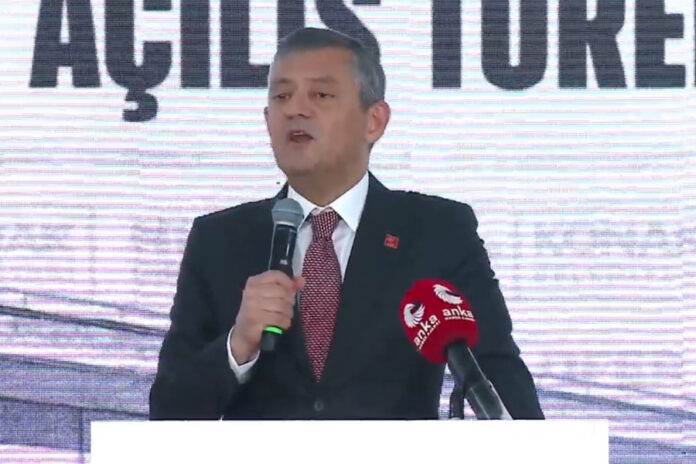 özgür özel