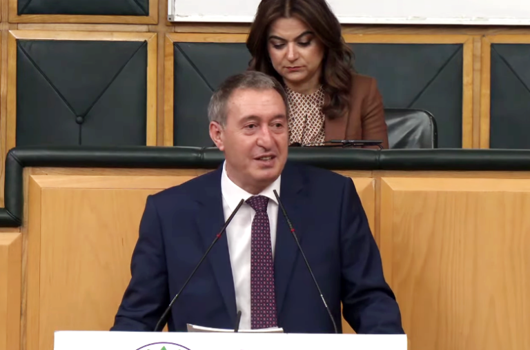 Tuncer Bakırhan’dan Yusuf Tekin’e ‘istifa’ çağrısı: “Bu ülkenin geleceğini karanlığa teslim etmeyeceğiz”