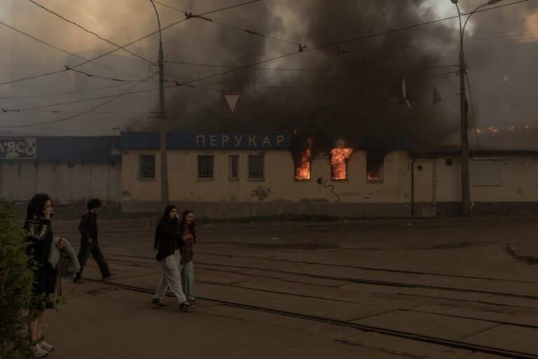 Rusya, Ukrayna’yı Oreşnik füzesi ile vurdu