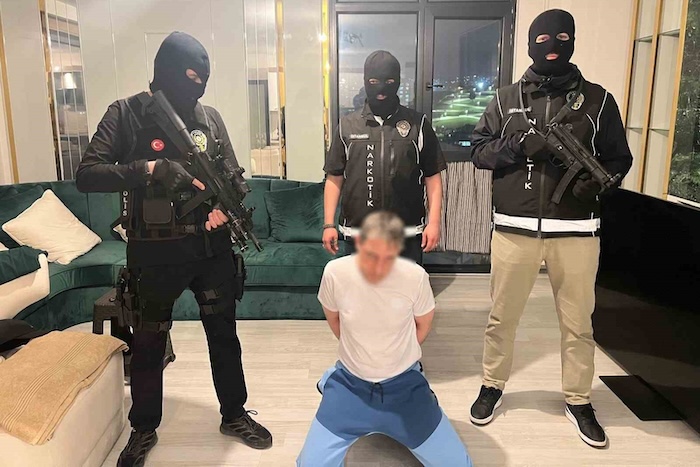 Hollandalı baronun kardeşi Pendik’te yakalandı; İspanya’nın 40 ton kokain yakaladığı geminin armatörü Türk çıktı