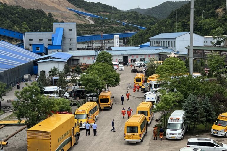 ÇİN | Kömür madeninde gaz patlaması; en az 90 madenci hayatını kaybetti