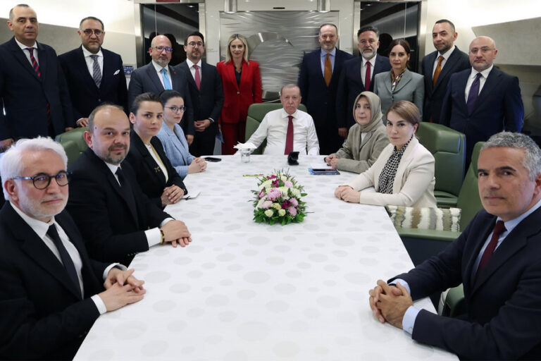 Erdoğan: ”CHP’de baskı görenler huzuru bizde buldu”