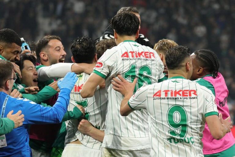 TÜMOSAN Konyaspor, Türkiye Kupası’nda finale yükseldi