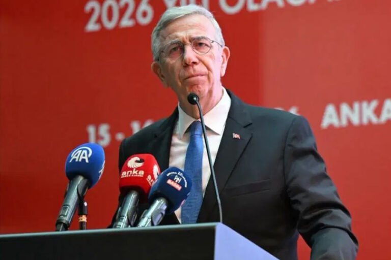 Mansur Yavaş: “Parti değiştiren başkanlar, hesabını kendi seçmenlerine verirler”