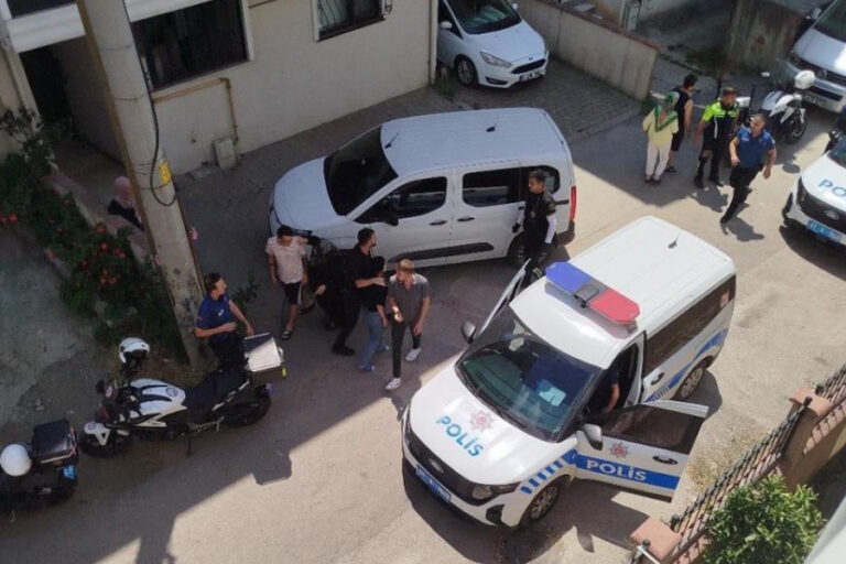 Başından vurulan genç kız hayatını kaybetti: 3 arkadaşı gözaltına alındı