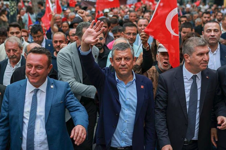 Özgür Özel