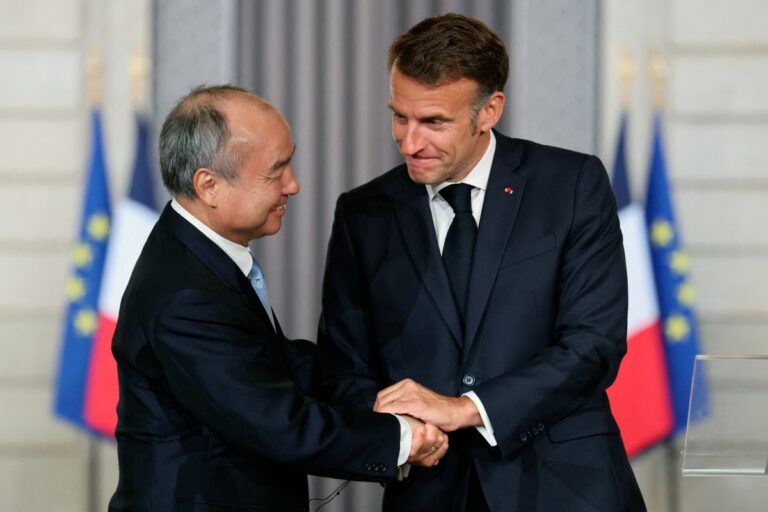 Fransa’ya yatırım zirvesinde rekor miktar; Japon şirket SoftBank’tan 75 milyar avroluk taahhüt