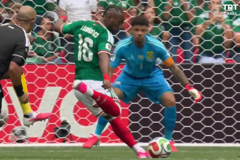 Dünya Kupası | Meksika açılış maçında Güney Afrika’yı 2-0 mağlup etti