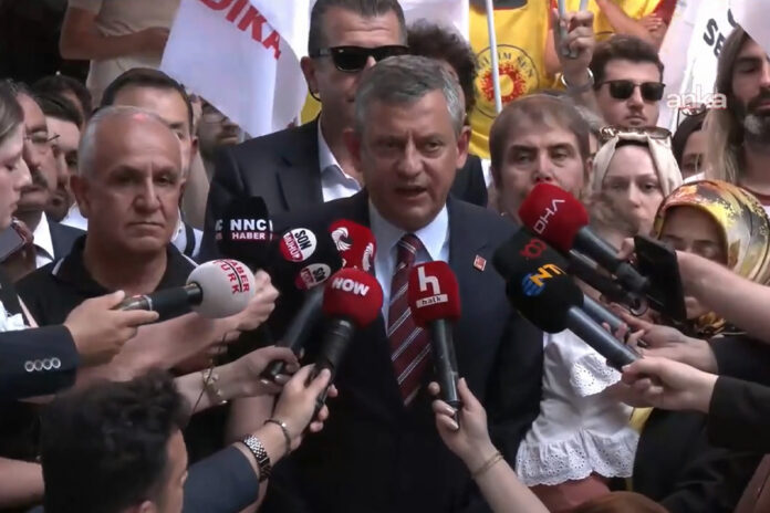 özgür özel