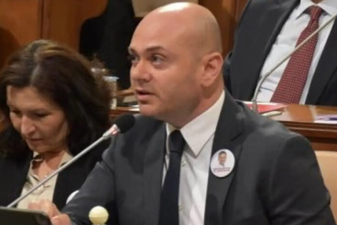 Gencay Özcan