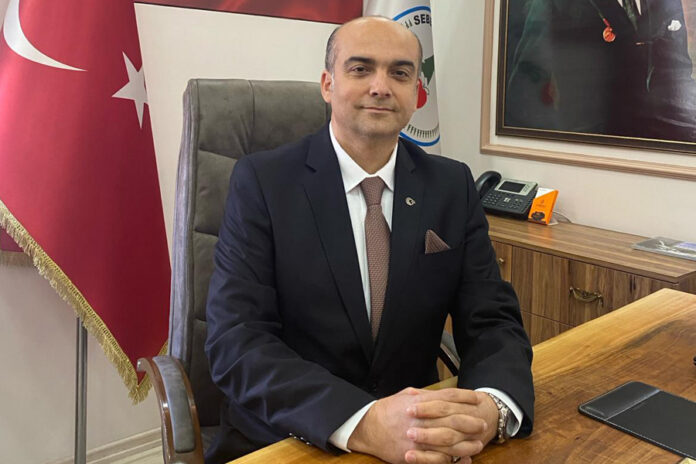 Uygar Oturakdaş
