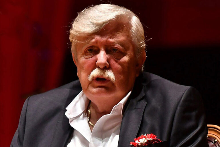 Aziz Üstel hayatını kaybetti
