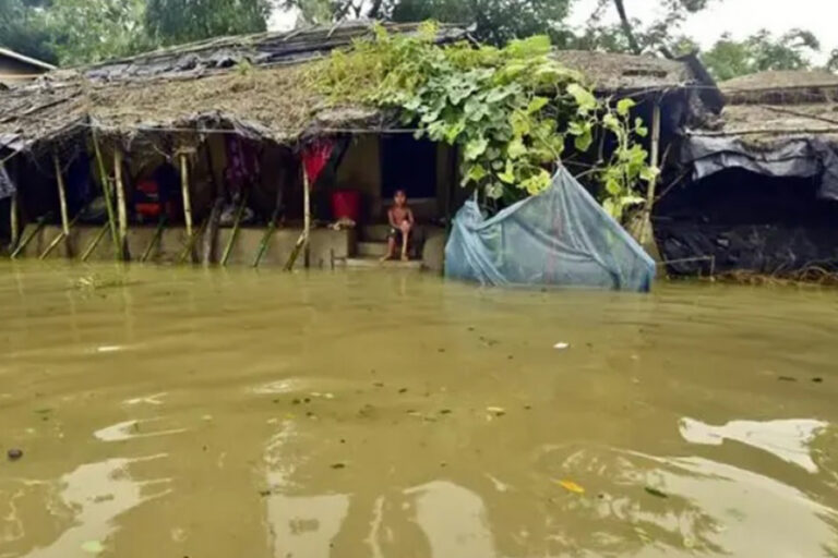 Bangladeş’te sel felâketi: Ölü sayısı 51’e yükseldi