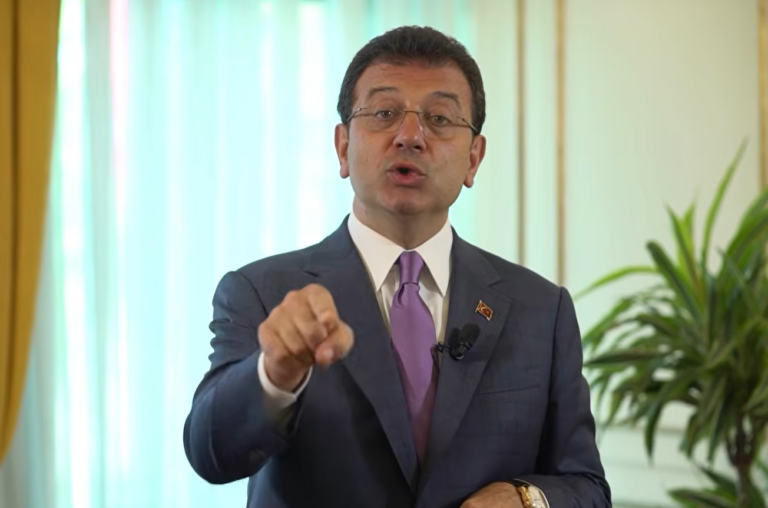 İmamoğlu gençlere seslendi: “Hanedanlık hayalleri kuranları göndereceğiz”