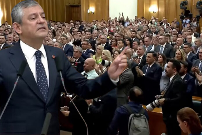 özgür özel