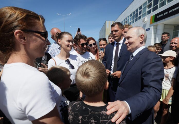 RUSSIA-POLITICS-JAPAN-KURILS