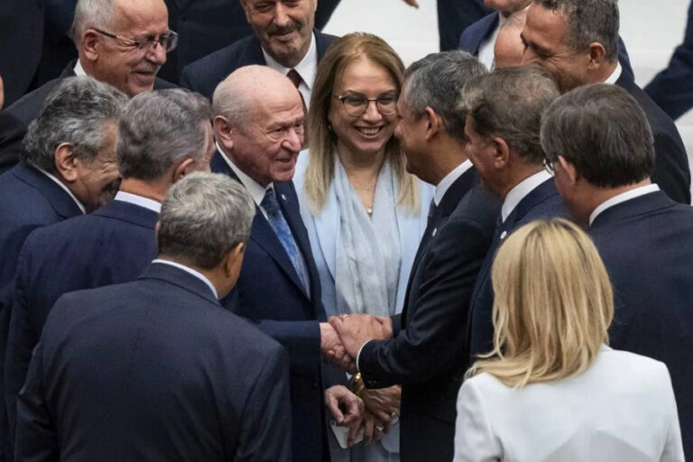 Bahçeli’den Özel’e: ”Biz 57 yıldır uğraşıyoruz; siz bir gecede 91 milletvekiline nasıl ulaştınız?”