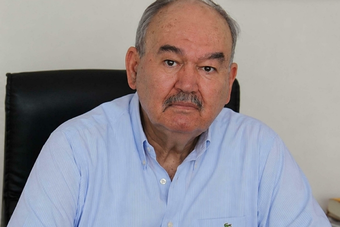 İzmir’in efsane Belediye Başkanı Burhan Özfatura’dan acı haber
