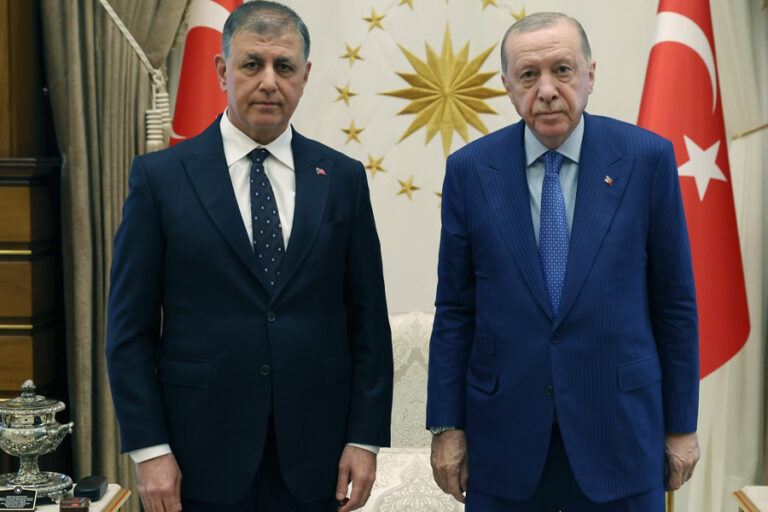 Yalanlama olmadı; Cemil Tugay AKP’ye mi katılıyor?