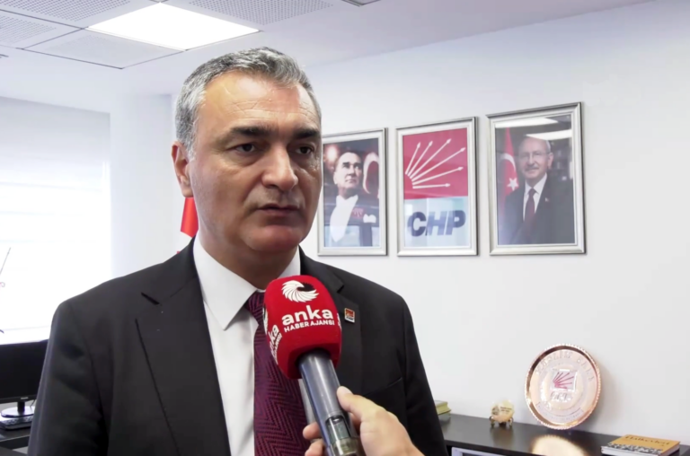CHP Sözcüsü Sarı’dan Yavaş’ın istifasına ilk tepki: “Hiç kimse CHP’nin kurumsal kimliğinin üzerinde değildir”