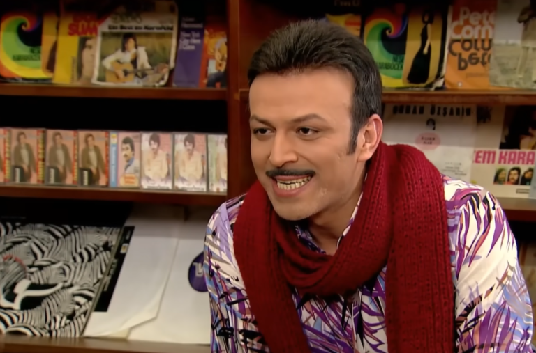 Ünlü oyuncu Serhat Mustafa Kılıç, evinde ölü bulundu